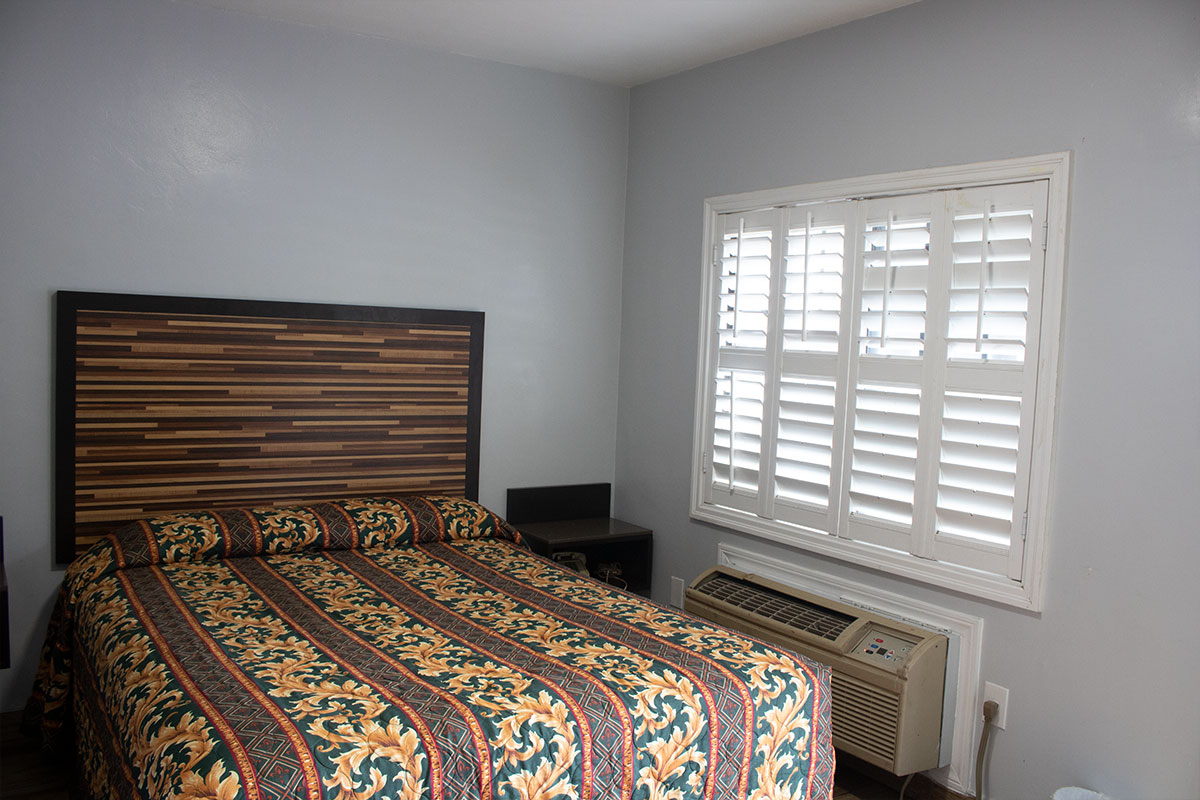 Plaza Inn Motel Rosemead - Spacious Room at Affordable Rates